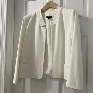 Ann Taylor blazer. Poly/rayon/spandex blend. Off-white. SUPER STYLISH